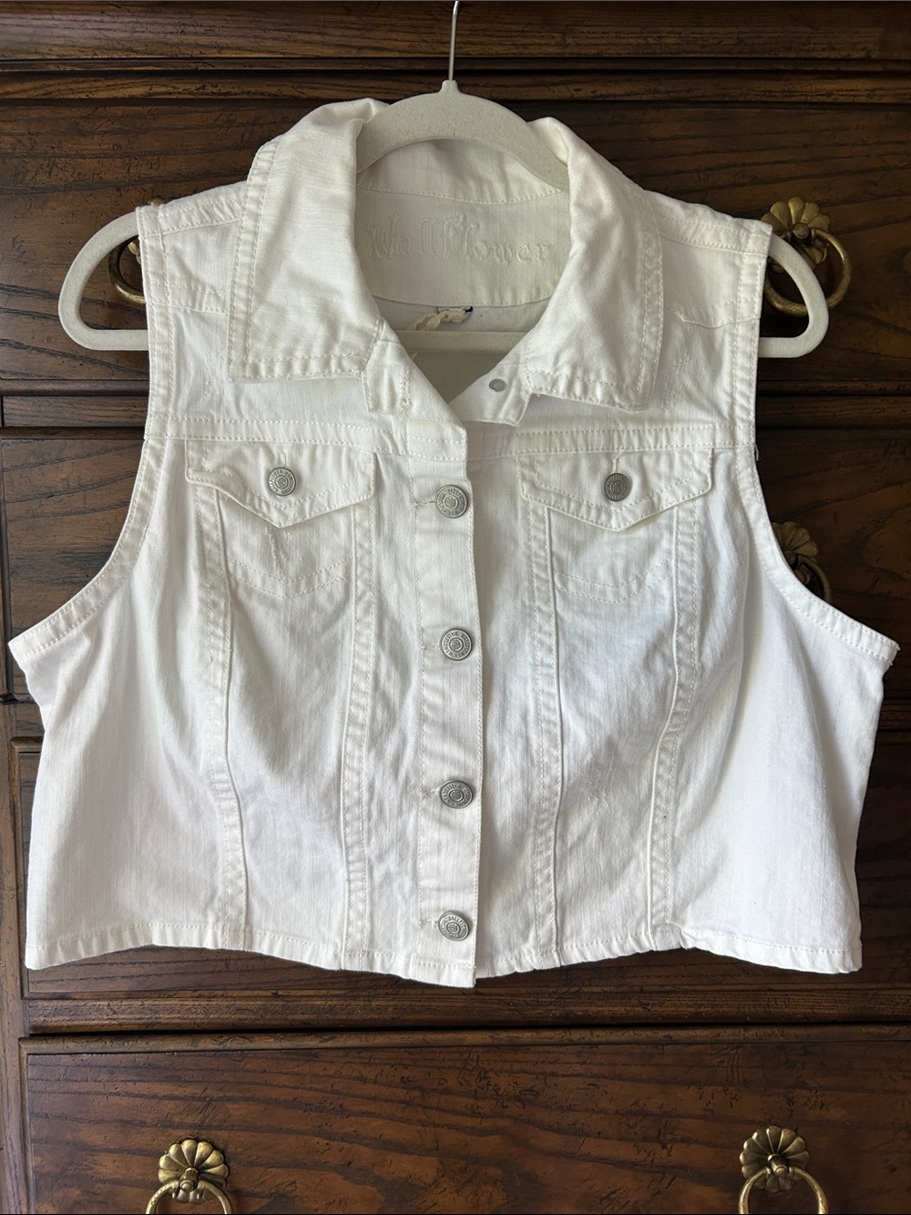 Wallflower White Cropped Sleeveless Denim Vest, Size 1X